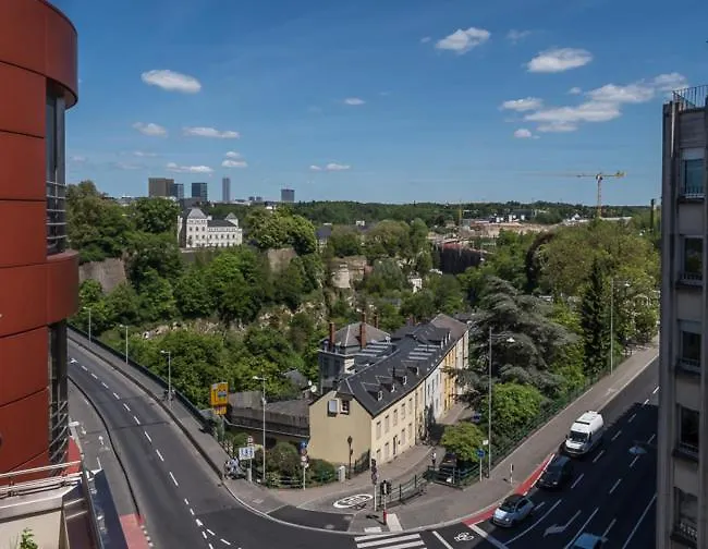 Luxury Penthouse Apartment With 3 Balconies -2 Bedrooms -Petrus View & Parking Luxembourg 0*,  Luxembourg